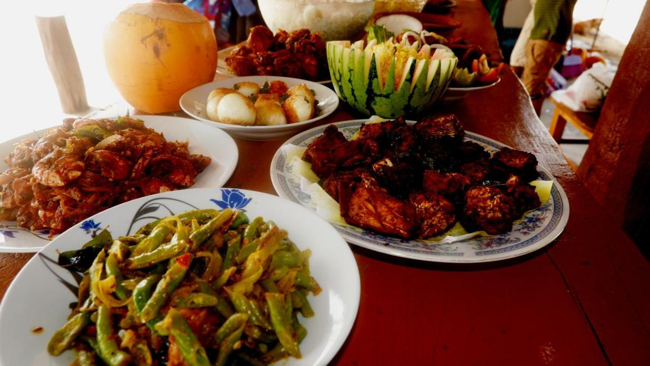 Ganesh Gate 호텔 포투빌 외부 사진