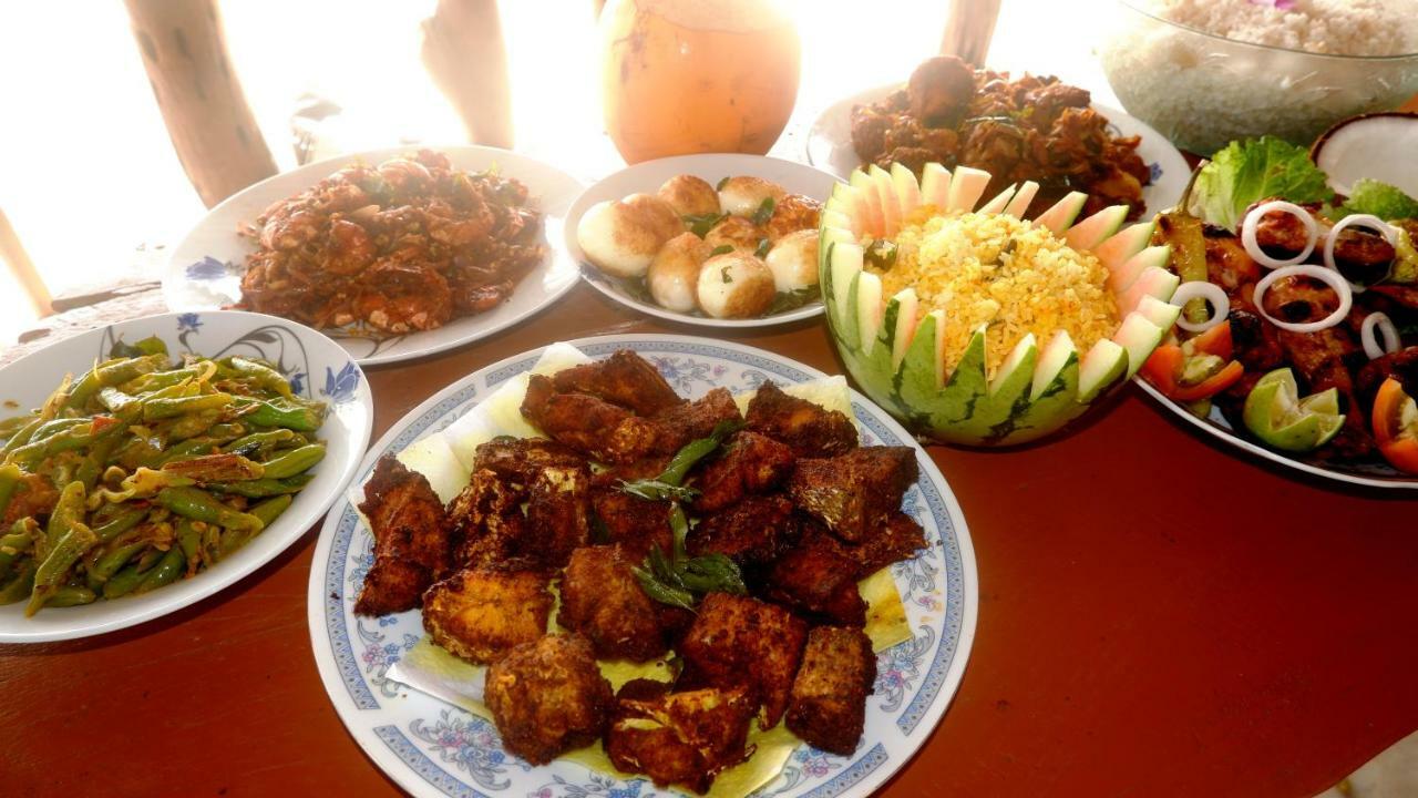 Ganesh Gate 호텔 포투빌 외부 사진